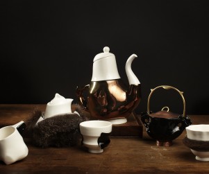 The Briggs Family Tea Service: Broached Colonial Commission: Trent Jansen design: Cone Nine Studios: 2011: porcelain: sizes variable. Photograph courtesy Broached Commissions.